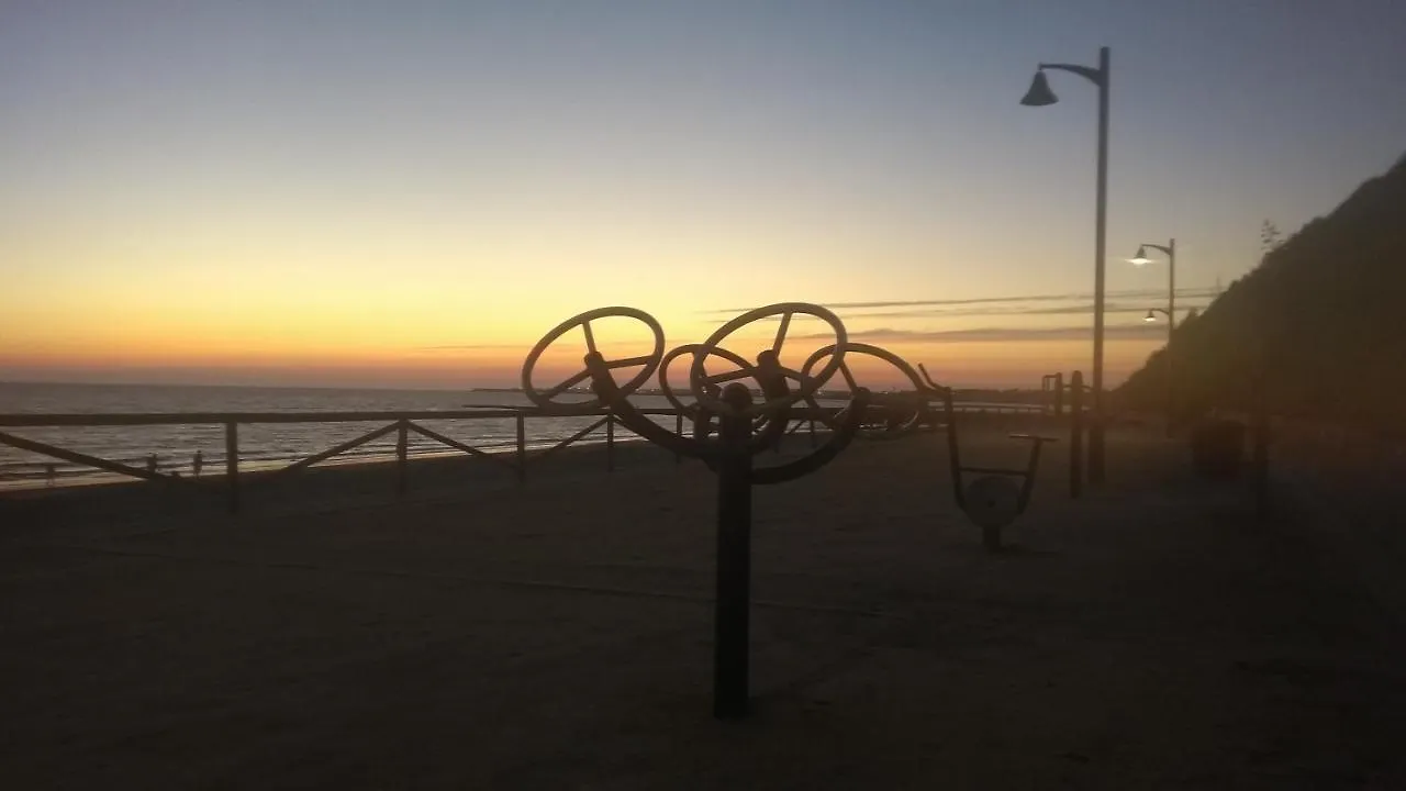 Apartamento Primera línea playa Puerto Santa María vistas infinitas Limpieza excepcional PARKING El Puerto de Santa María